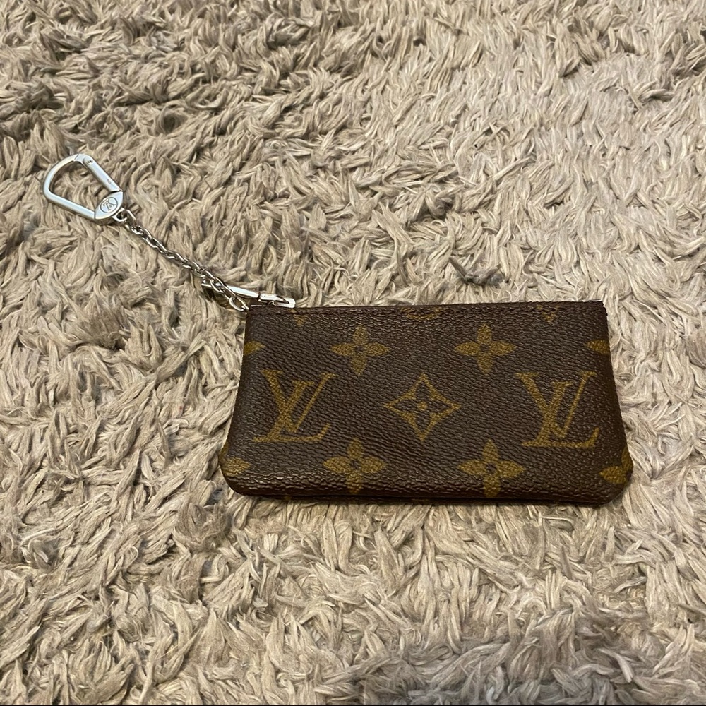 louis vuitton coin pouch